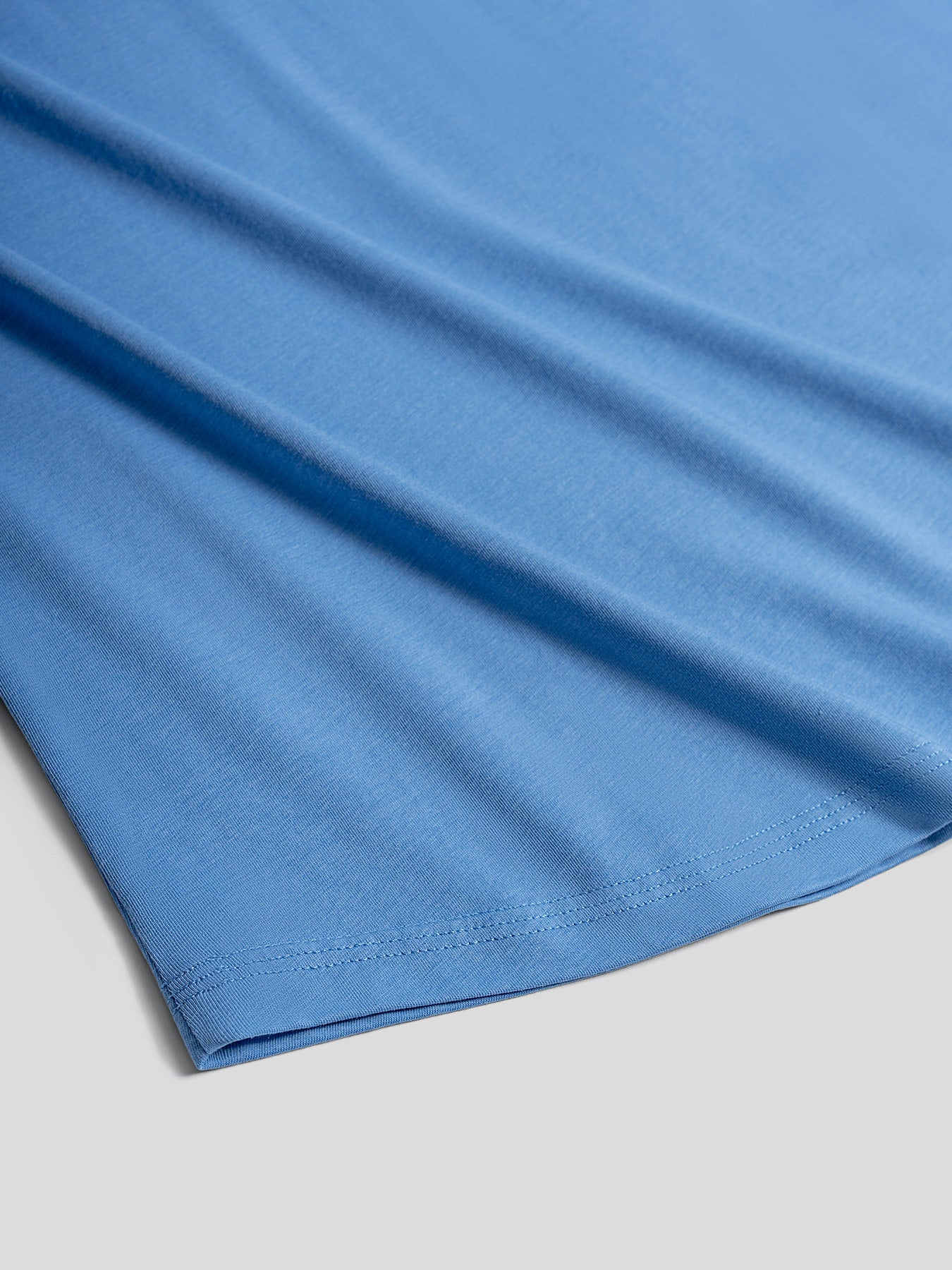 StayCool 2.0 Curve-Hem Tee: Slim-Fit